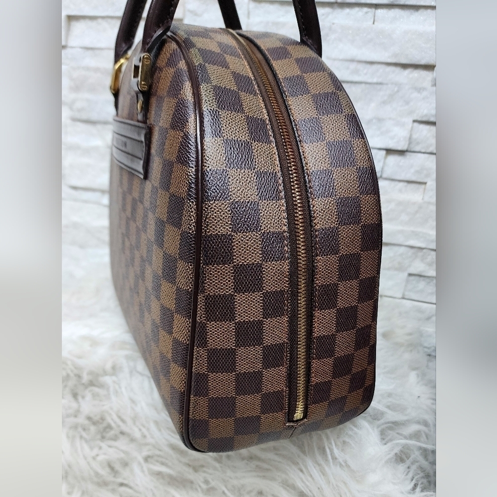 Louis Vuitton Nolita Handbag in Damier Ebene Canvas – Timeless Elegance (2005) - Picture 3 of 12